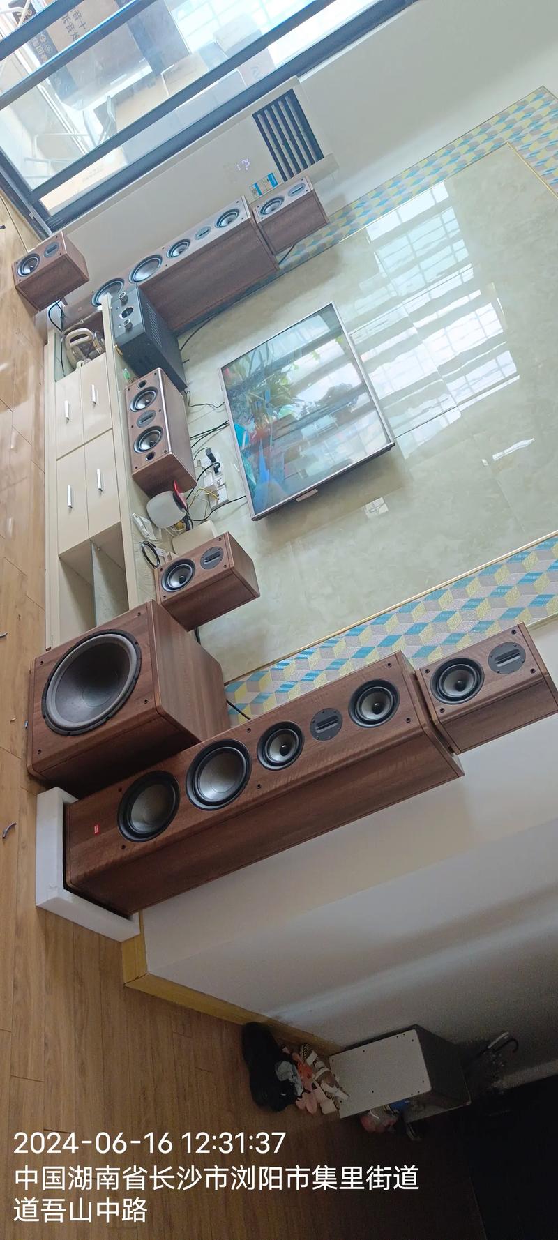美女av毛片在线观看的相关介绍