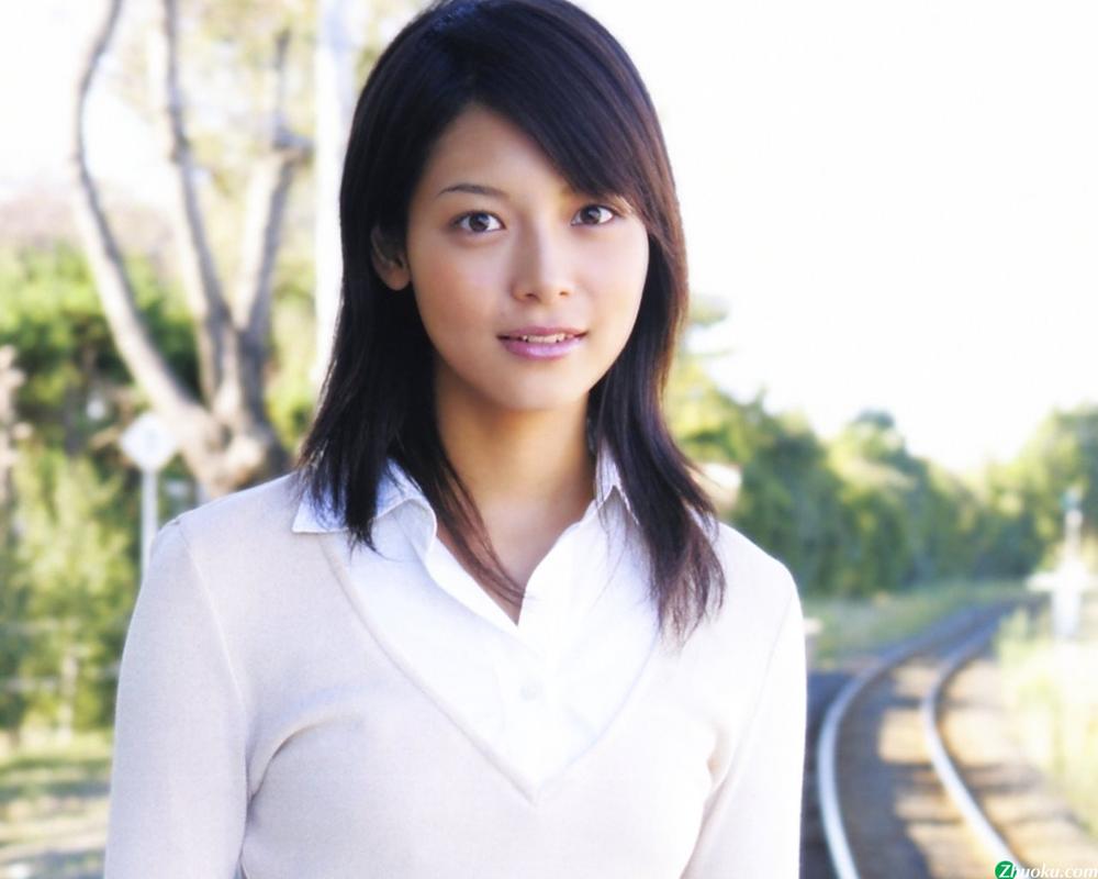 插美女白浆的相关介绍