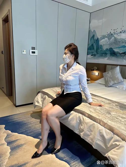 动漫美女搞黄的相关介绍