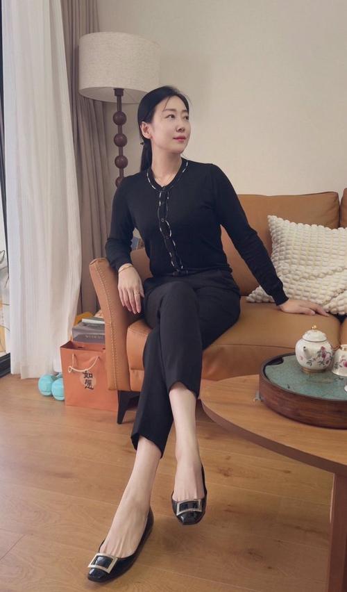 辣文强暴的相关介绍