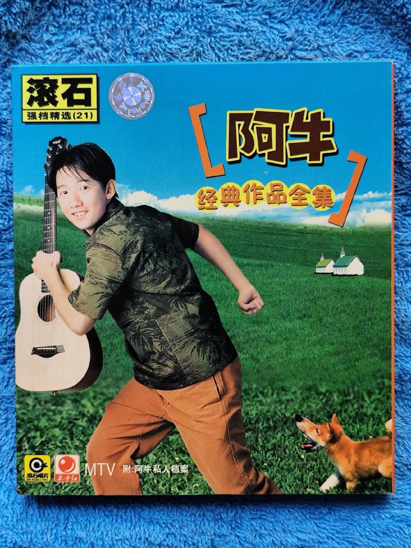 操处女警察的相关介绍