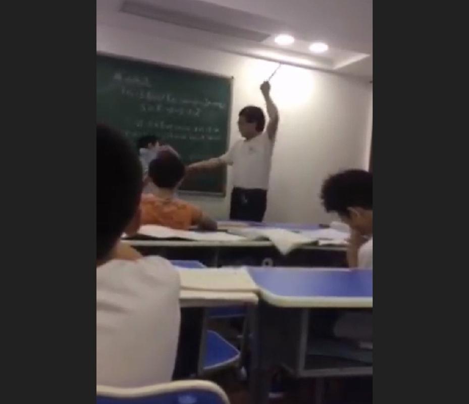 动漫男女插的相关介绍