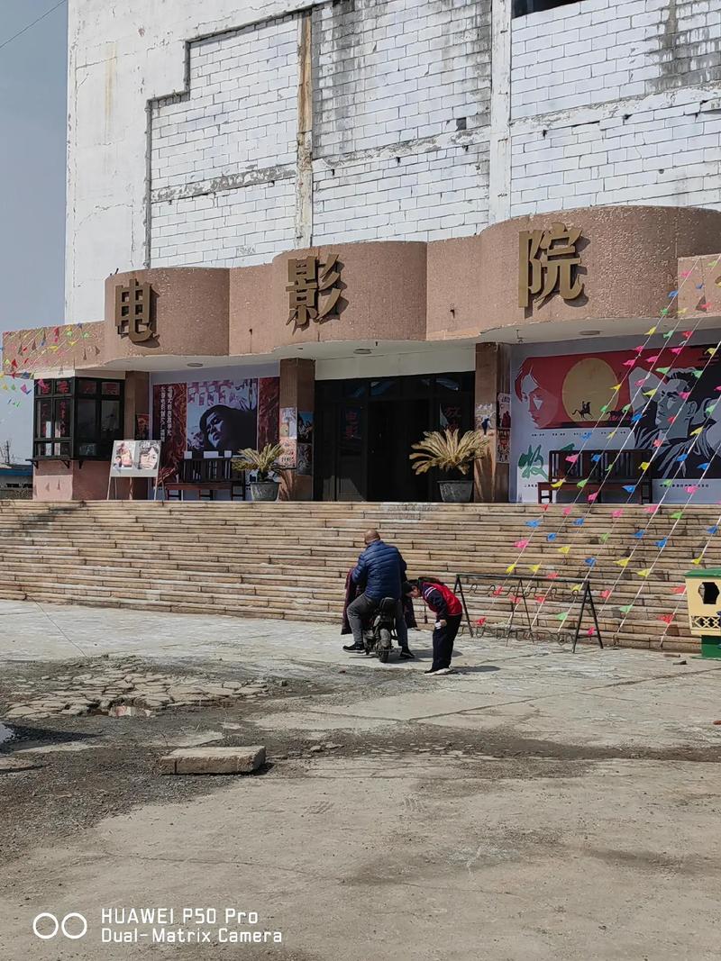 黑人干亚洲女冒白浆的相关介绍
