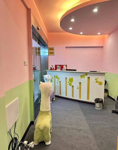 高潮女人痉挛抽搐av的相关介绍