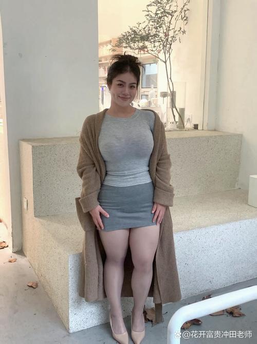 亚洲二区少妇的相关介绍