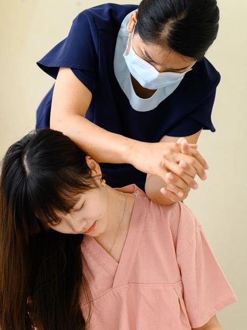 寂寞av少妇的相关介绍