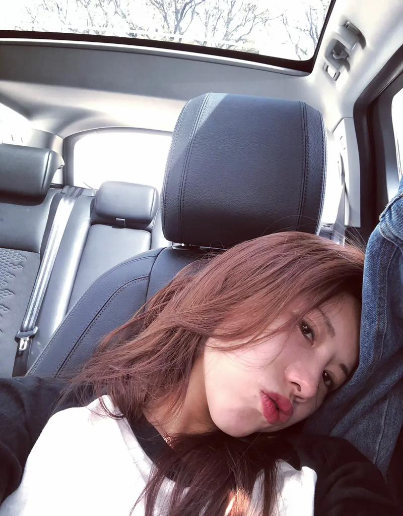 亚洲精品www久久久久久婷婷的相关介绍