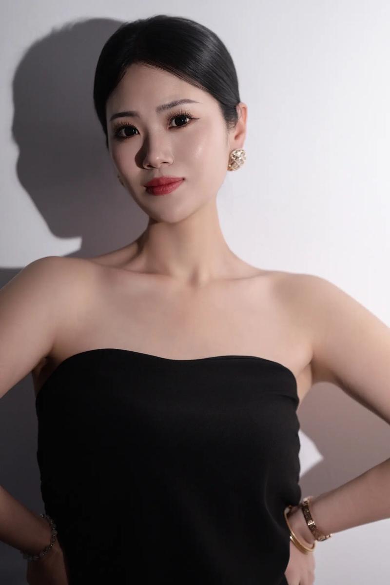 成人18禁在线免费看的相关介绍