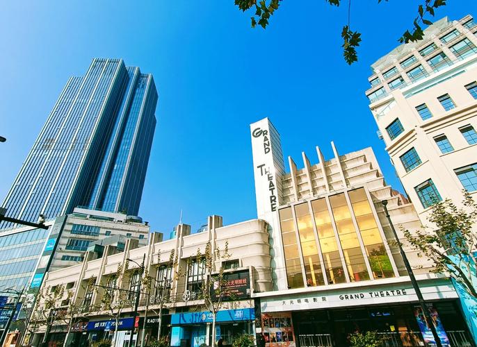 在线观看18岁禁止的相关介绍