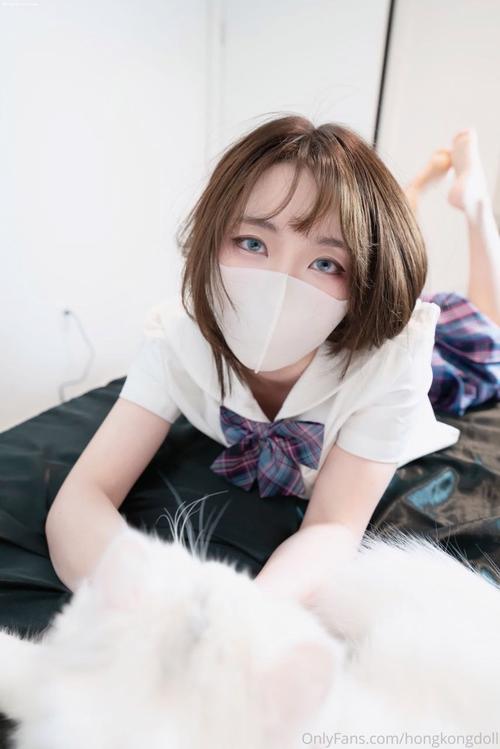 女人下体黄色分泌物的相关介绍