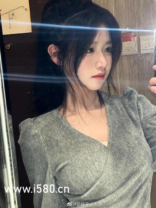 少妇av不卡的相关介绍